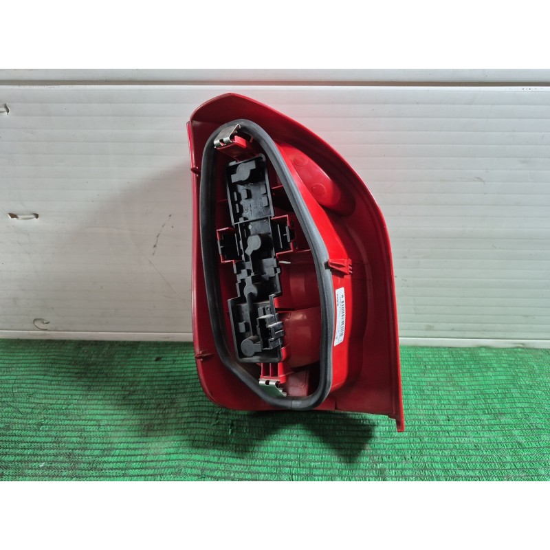 Recambio de piloto trasero derecho para citroën xsara picasso (n68) 1.6 referencia OEM IAM 6500O5780 89032868 