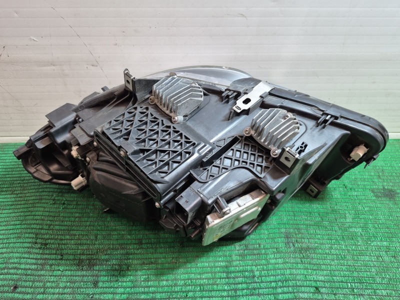 Recambio de faro derecho para bmw 5 (f10) 525 d xdrive referencia OEM IAM   