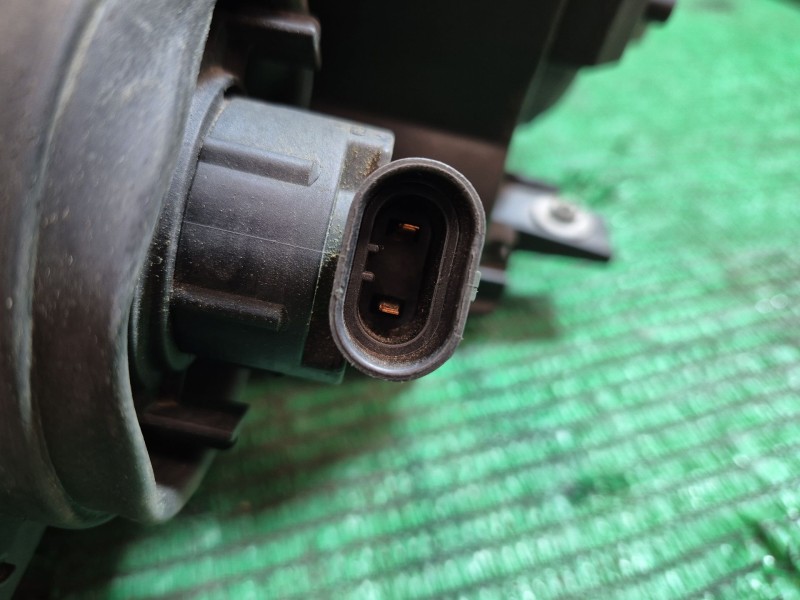 Recambio de faro derecho para peugeot partner furgón/monospace 1.6 bluehdi 100 referencia OEM IAM   