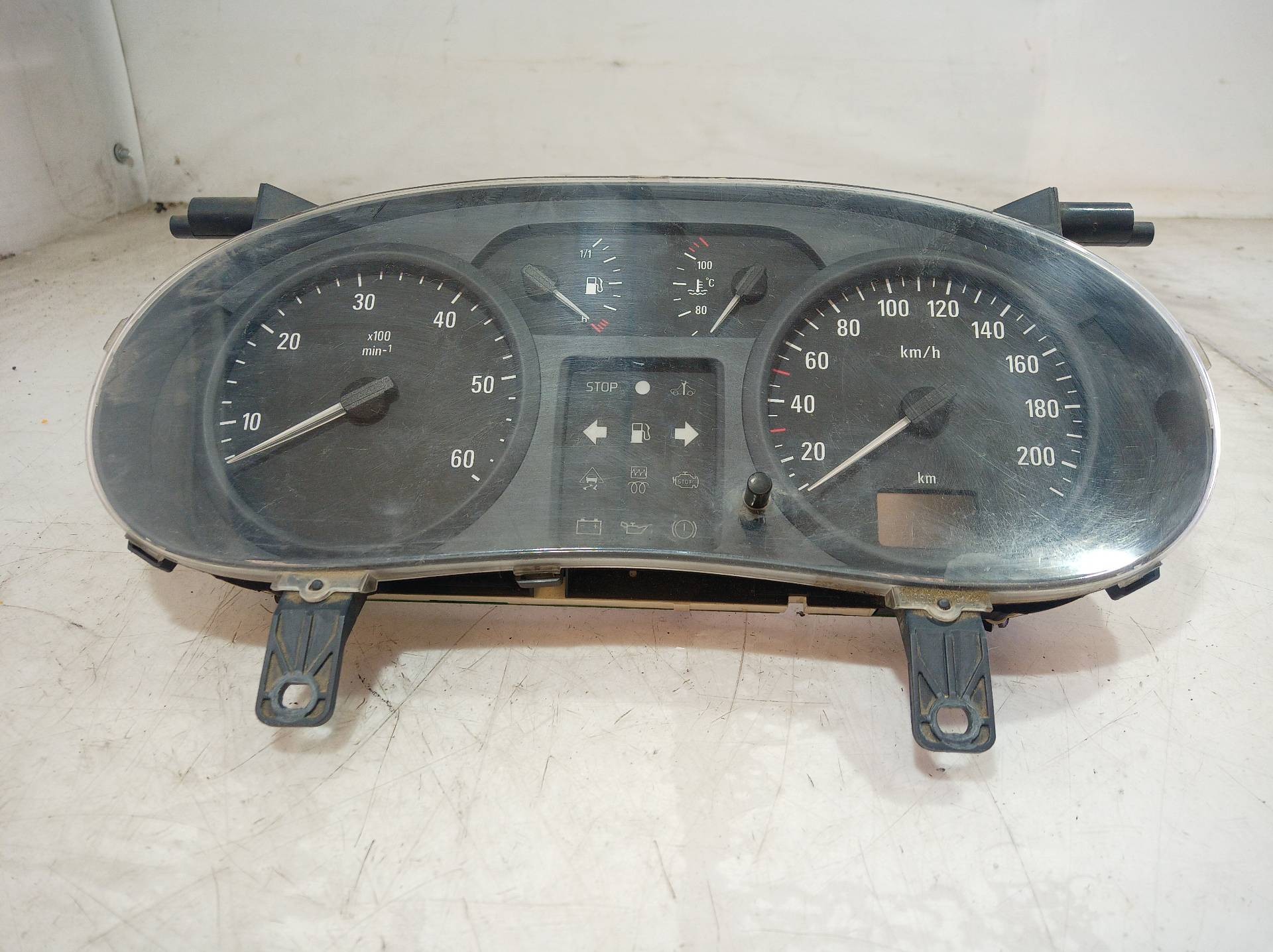 P8200252450 COMPTEUR DE VITESSE TABLEAU DE BORD / P8200252450 / P8200252450 / 79 - Photo 1/10