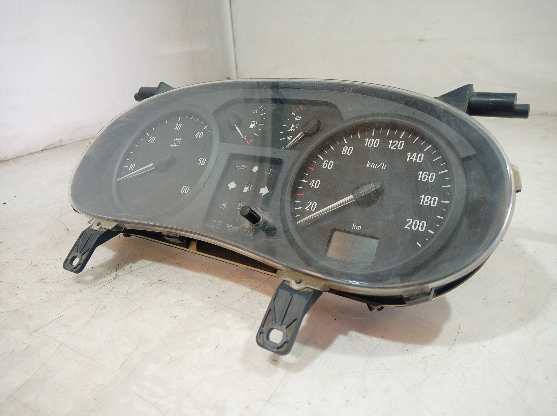 P8200252450 COMPTEUR DE VITESSE TABLEAU DE BORD / P8200252450 / P8200252450 / 79 - Photo 2/10