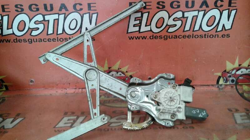 LEVE GLACE AVANT DROIT / 421572 POUR TOYOTA COROLLA E12 2.0 D-4D LINEA SOL BER - Photo 2/6