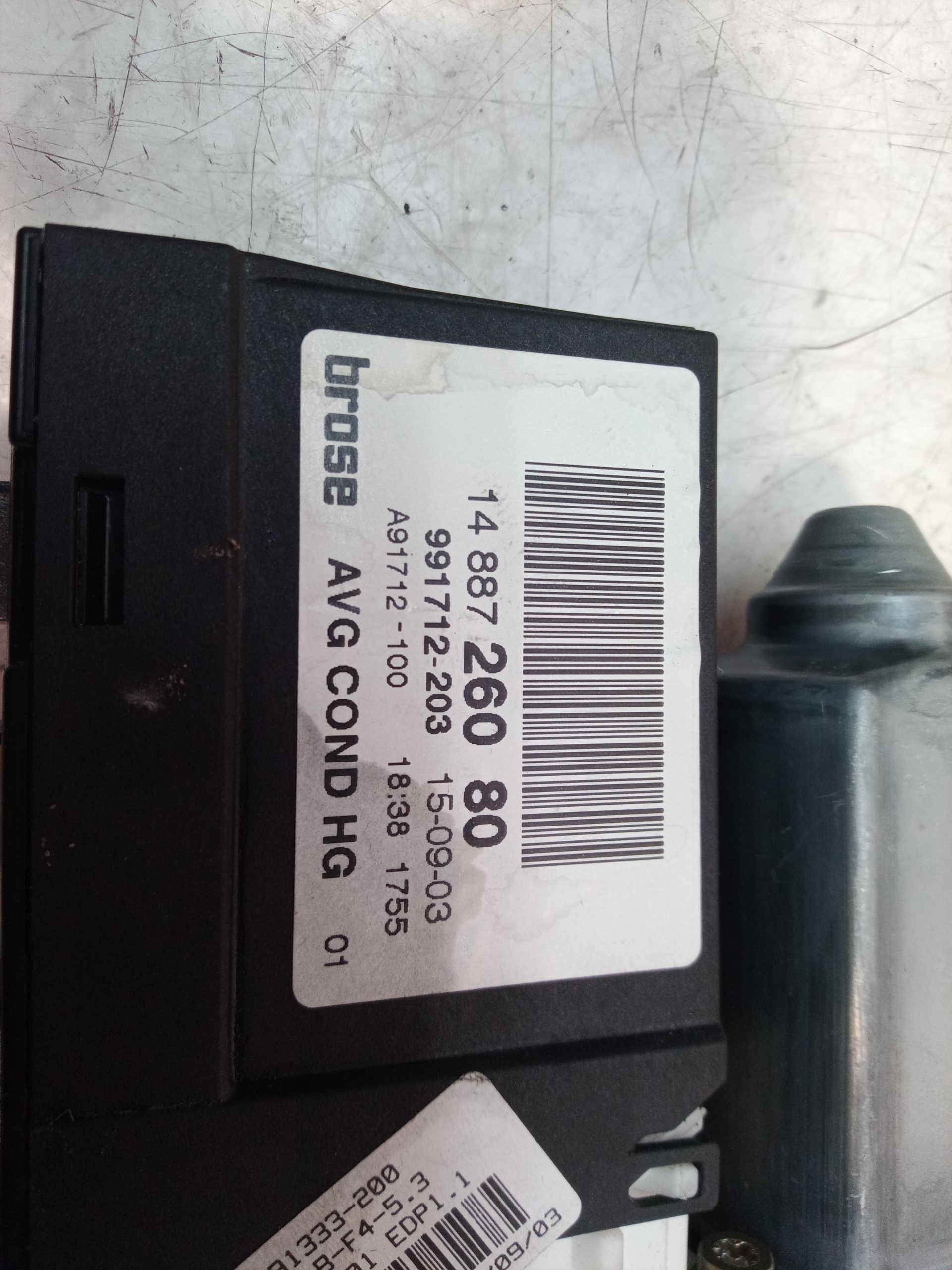 991712203 MOTEUR LÈVE VITRE ARRIÈRE DROITE / 991712203 / 991712203 / 777367 POUR - Photo 4/8