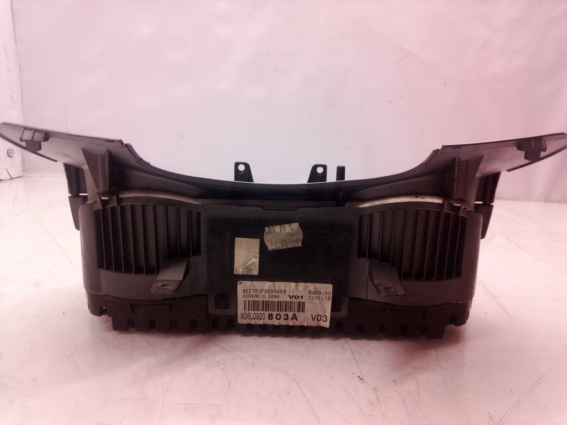 W06L0920 COMPTEUR DE VITESSE TABLEAU DE BORD / W06L0920803 / W06L0920 / 650392 P - Photo 2/4